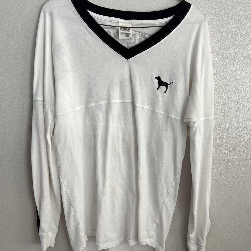 Victoria's Secret Pink White V-Neck Long Sleeve